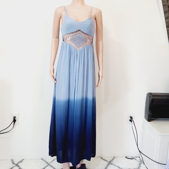 Entro Sleeveless Ombre Maxi Dress With Crochet Mid Section Size: M - Picture 1 of 12